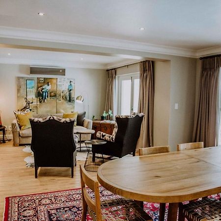Franschhoek Village House ภายนอก รูปภาพ