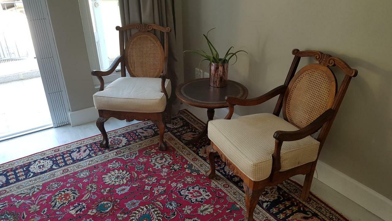 Franschhoek Village House ภายนอก รูปภาพ
