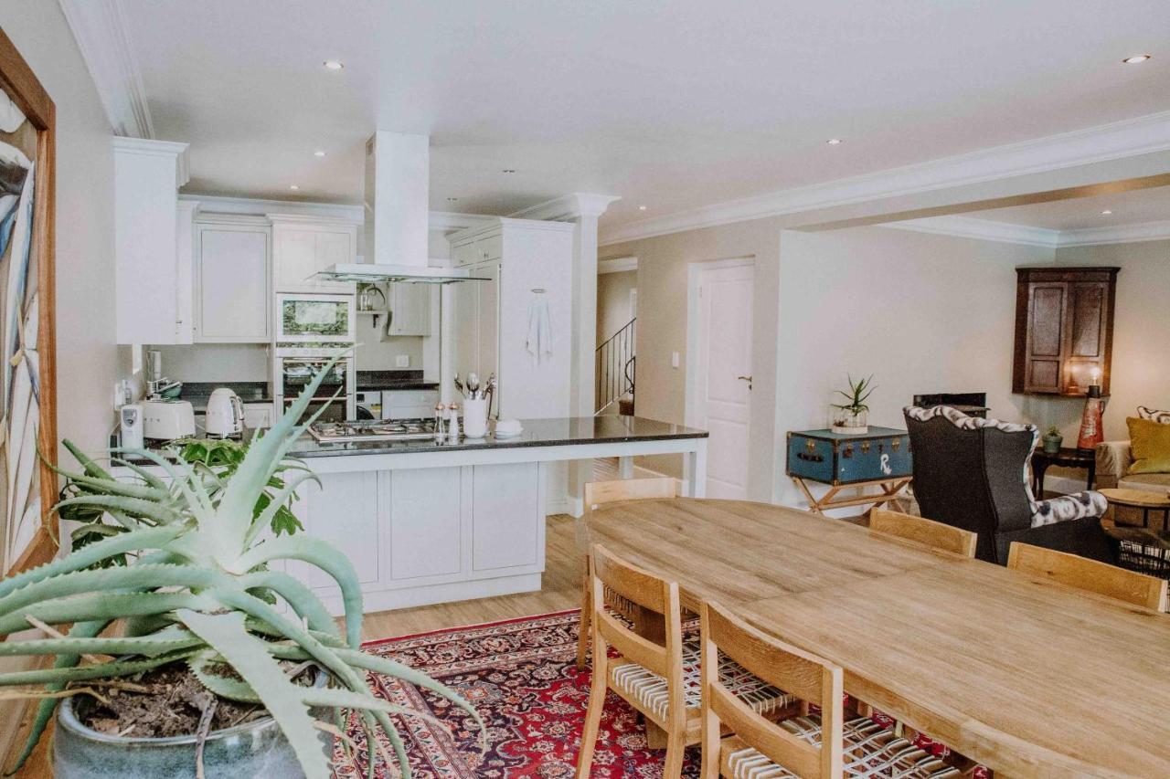 Franschhoek Village House ภายนอก รูปภาพ